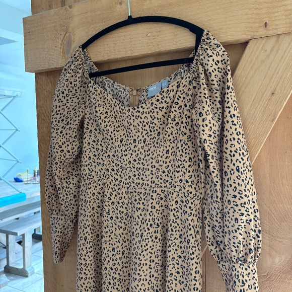 Leopard print jumpsuit - Picture 4 of 5